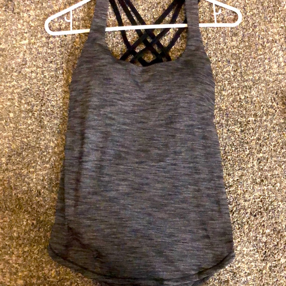 Lululemon tank with built in bra